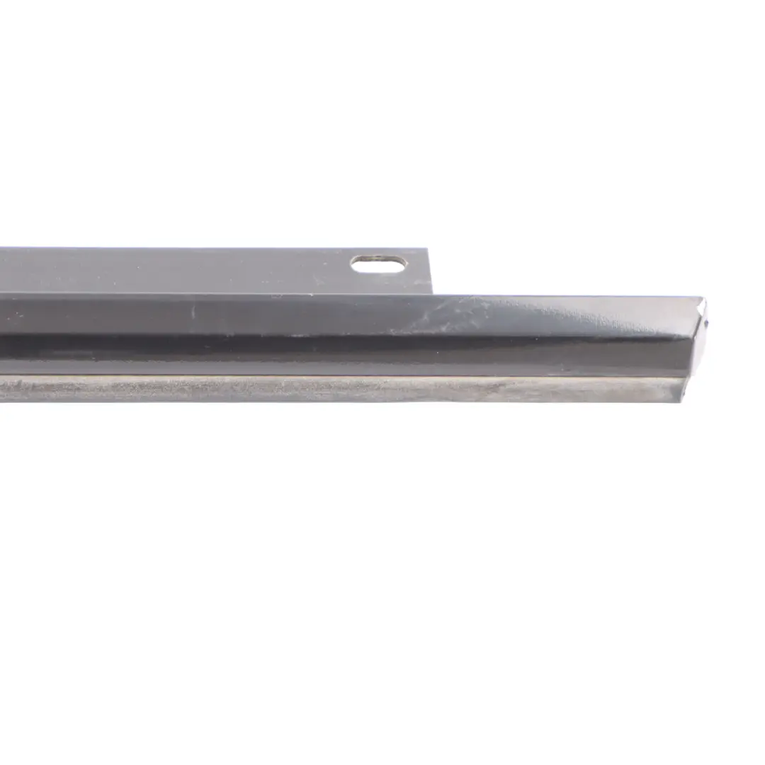 Garniture Vitre Arrière Gauche Joint Étanchéité pour Audi S8 V10 à propos du numéro de pièce 4E0853763G Audi S8 V10 Garniture Vitre Arrière Gauche Joint Étanchéité - SKU 4E0853763G - Numéro de pièce 4E0853763G