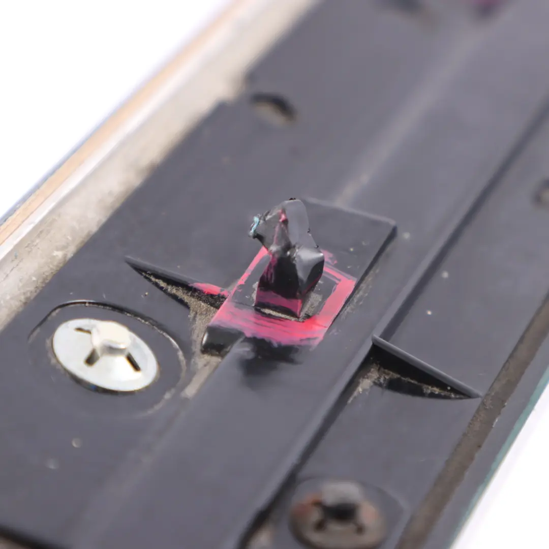 Hinten links Türverkleidung Abdeckung Carbon für Audi A8 S8 D3 mit Teilenummer 4E0867419K Audi A8 S8 D3 Hinten links Türverkleidung Abdeckung Carbon - SKU 4E0867419K - Teilenummer 4E0867419K