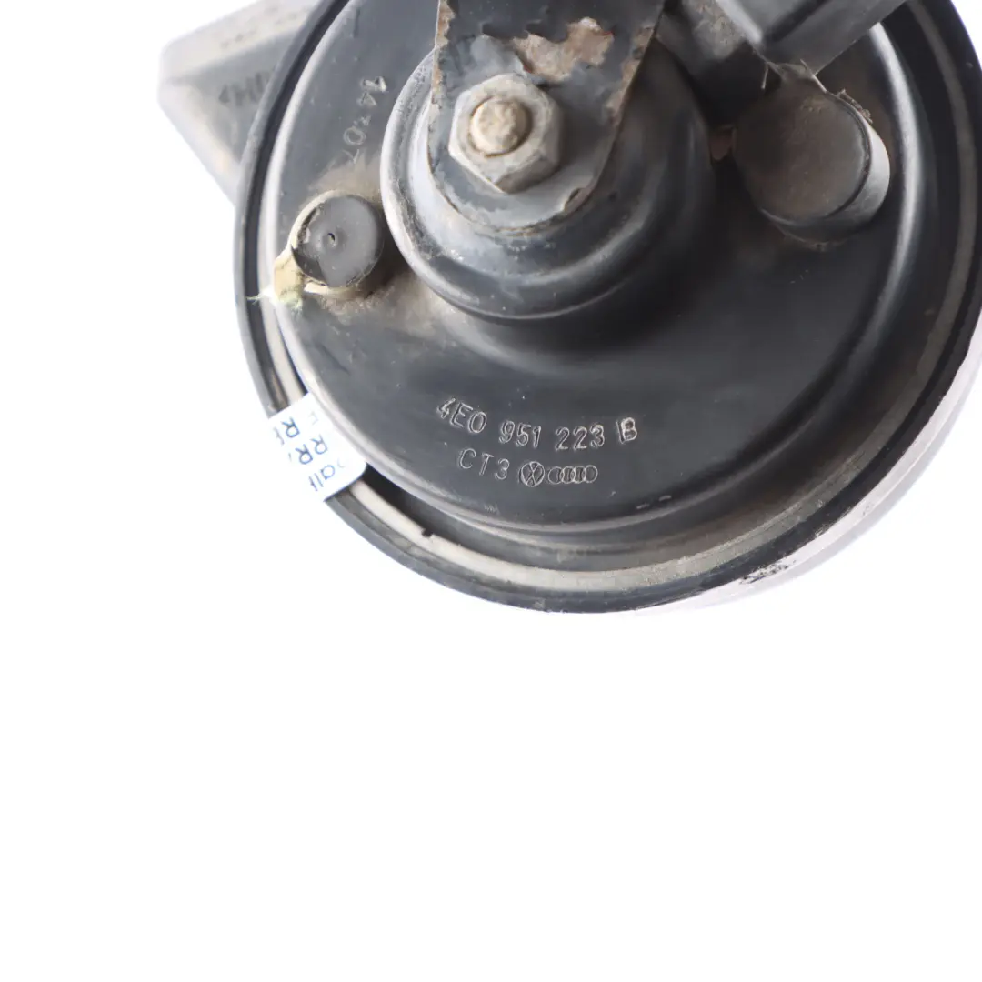 High Tone Horn Signal Siren to Audi A8 S8 D3 with Part number 4E0951223B Audi A8 S8 D3 High Tone Horn Signal Siren - SKU 4E0951223B - Part number 4E0951223B