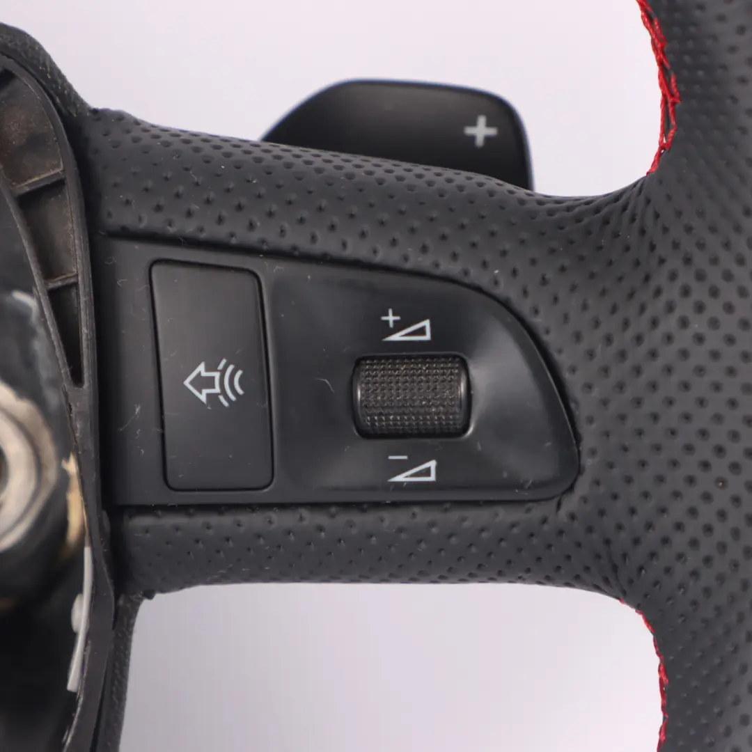 NUEVO Cuero Negro Levas para Volante Audi A6 C6 Q7 4L S Line con número de pieza 4F0419091CA Volante Audi A6 C6 Q7 4L S Line NUEVO Cuero Negro Levas - SKU 4F0419091CA-1 - Número de pieza 4F0419091CA