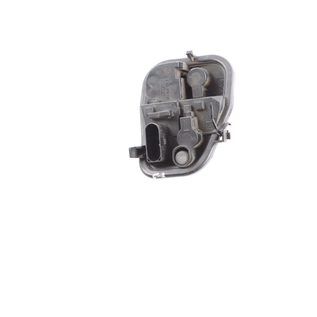 Supporto Supporto Lampadina Posteriore Sinistro Esterno per Audi A6 C7 con numero di parte 4F9945221B Audi A6 C7 Supporto Supporto Lampadina Posteriore Sinistro Esterno - SKU 4F9945221B - Numero di parte 4F9945221B