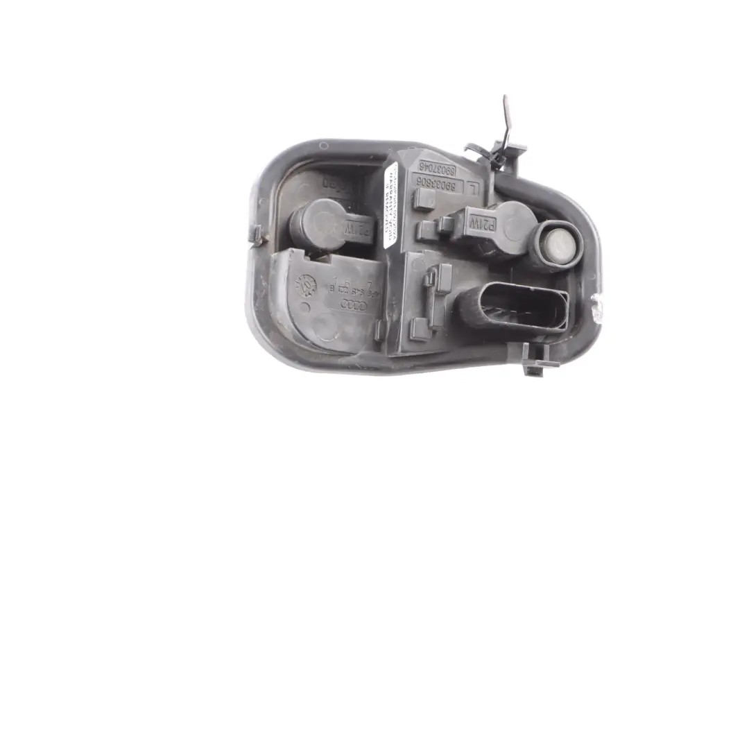 Supporto Supporto Lampadina Posteriore Sinistro Esterno per Audi A6 C7 con numero di parte 4F9945221B Audi A6 C7 Supporto Supporto Lampadina Posteriore Sinistro Esterno - SKU 4F9945221B - Numero di parte 4F9945221B