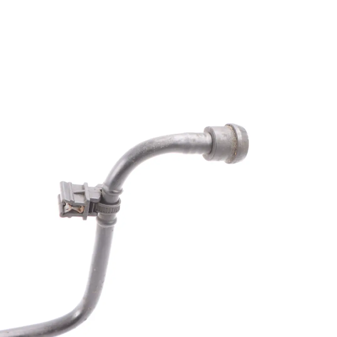 Breather Pipe Hose Expansion Tank Engine Line to Audi RS6 C7 with Part number 4G0121081CC Audi RS6 C7 Breather Pipe Hose Expansion Tank Engine Line - SKU 4G0121081CC - Part number 4G0121081CC