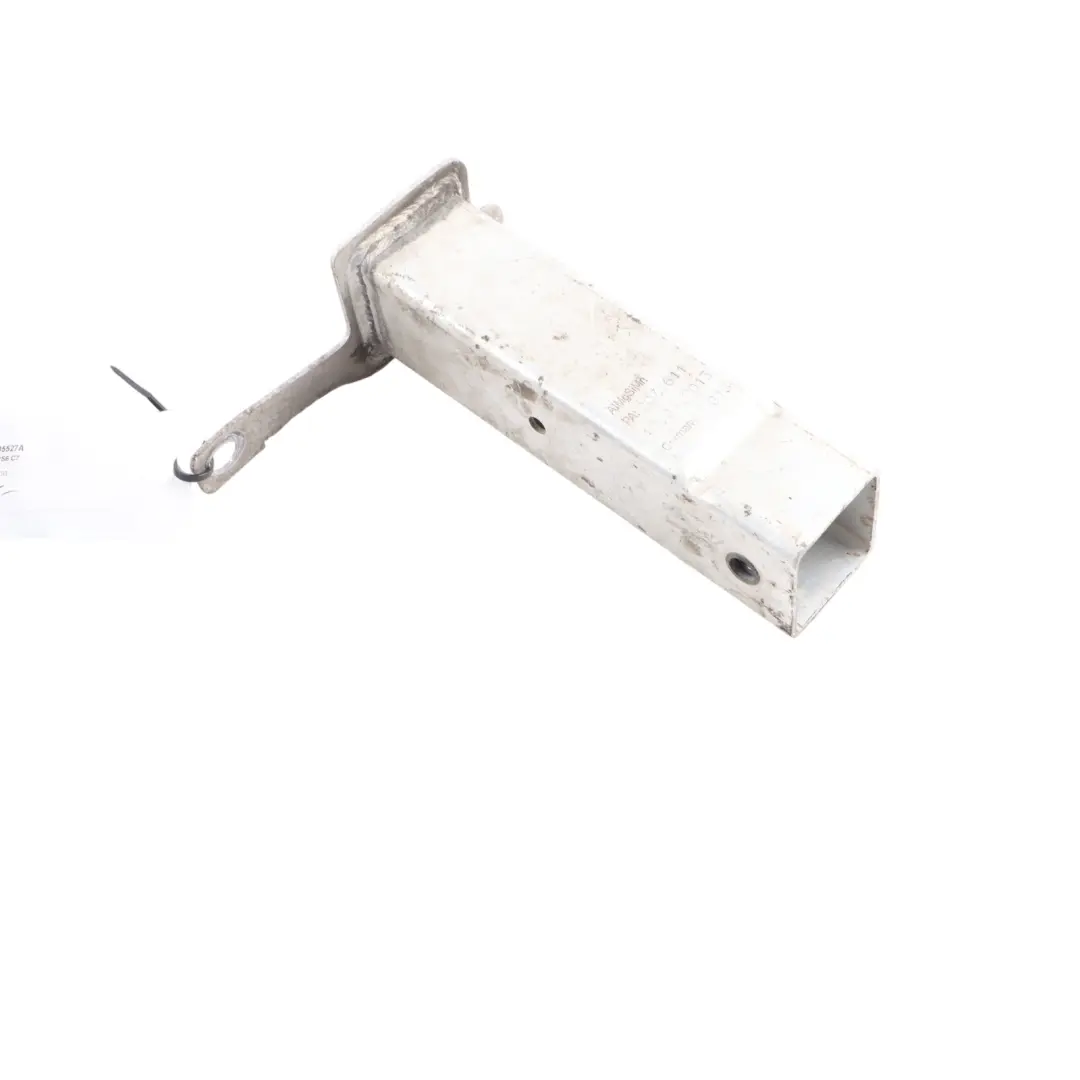 Radiator Left N/S Support Mount Bracket Carrier to Audi RS6 C7 RS7 4G with Part number 4G0805527A Audi RS6 C7 RS7 4G Radiator Left N/S Support Mount Bracket Carrier - SKU 4G0805527A - Part number 4G0805527A