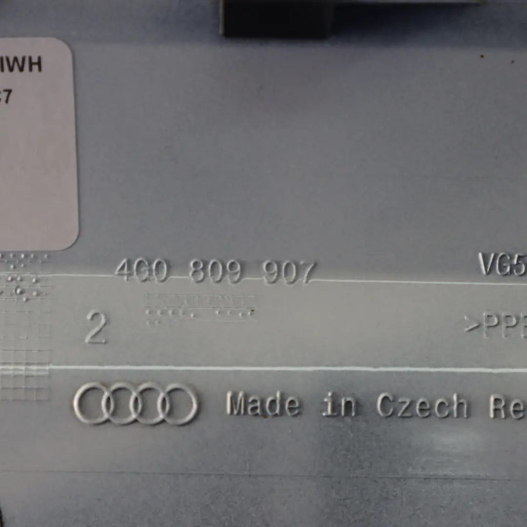Pokrywa Klapka Wlewu Paliwa Biała Ibis White - Y9C 4G0809907 do Audi A6 C7 o numerze 4G0809907-IWH Audi A6 C7 Pokrywa Klapka Wlewu Paliwa Biała Ibis White - Y9C 4G0809907 - SKU 4G0809907-IWH - Numer Części 4G0809907-IWH