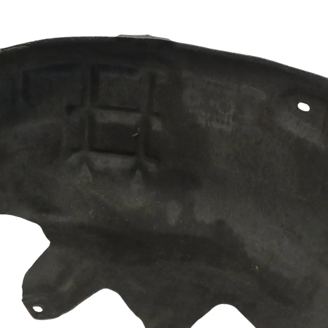 Audi A6 C7 Passage arrière gauche Cache Carter anti éclaboussures - SKU 4G0810172A - Numéro de pièce 4G0810172A