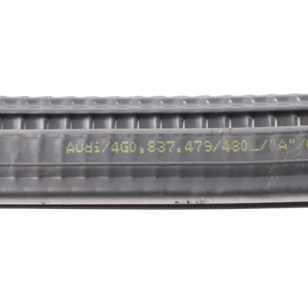 Guarnizione porta anteriore destra gomma interna per Audi RS6 C7 con numero di parte 4G0837480 Audi RS6 C7 Guarnizione porta anteriore destra gomma interna - SKU 4G0837480 - Numero di parte 4G0837480