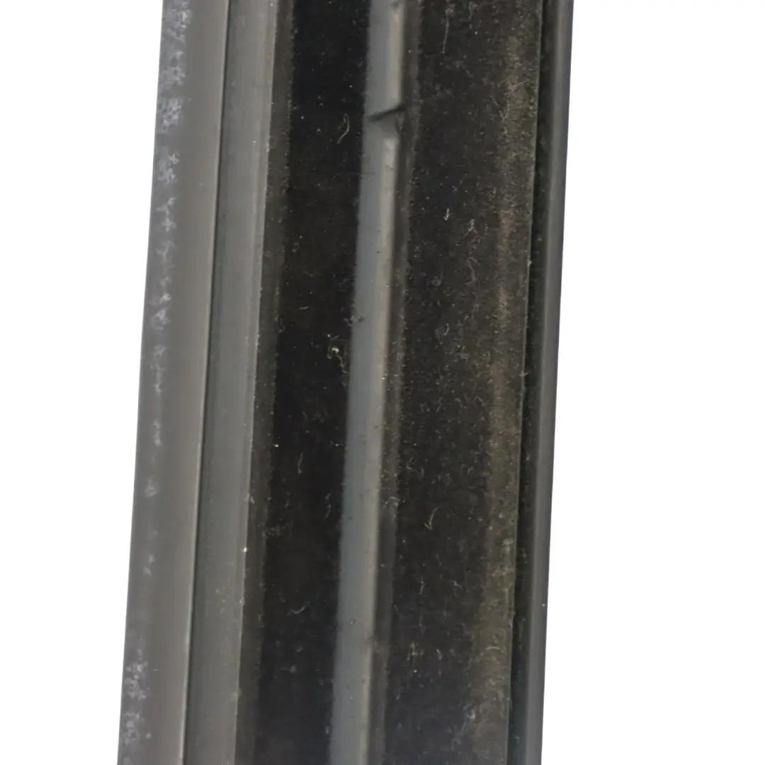 Porta anteriore Weatherstrip Striscia guarnizione sinistra per Audi A6 C7 con numero di parte 4G0853283A Audi A6 C7 Porta anteriore Weatherstrip Striscia guarnizione sinistra - SKU 4G0853283A - Numero di parte 4G0853283A