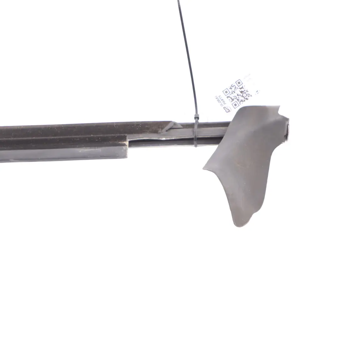 Joint de Porte Bande de Protection Avant Droite pour Audi RS6 C7 à propos du numéro de pièce 4G0853284F Audi RS6 C7 Joint de Porte Bande de Protection Avant Droite - SKU 4G0853284F - Numéro de pièce 4G0853284F