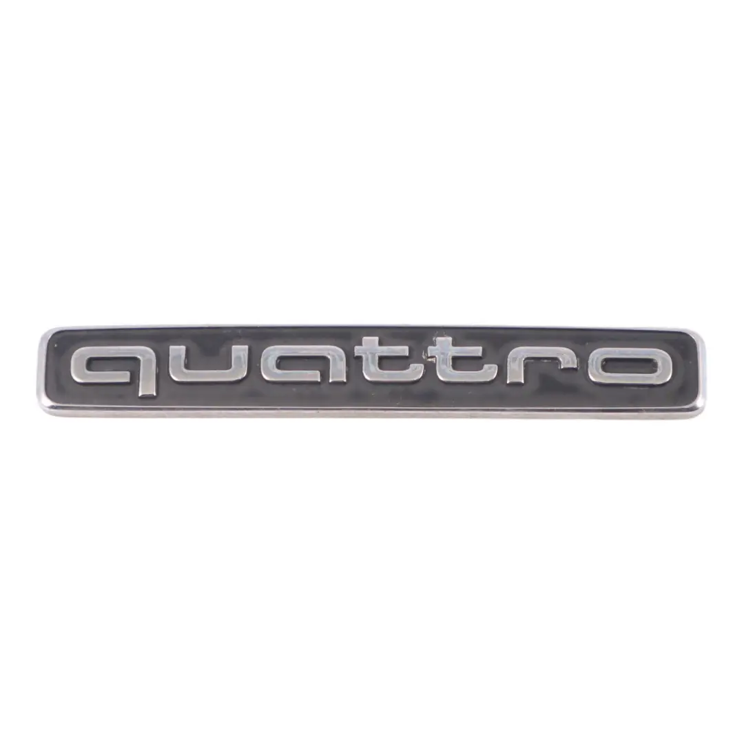 Audi Q3 8U Badge de coffre Emblème arrière Lettrage Quattro - SKU 4G0853737 - Numéro de pièce 4G0853737