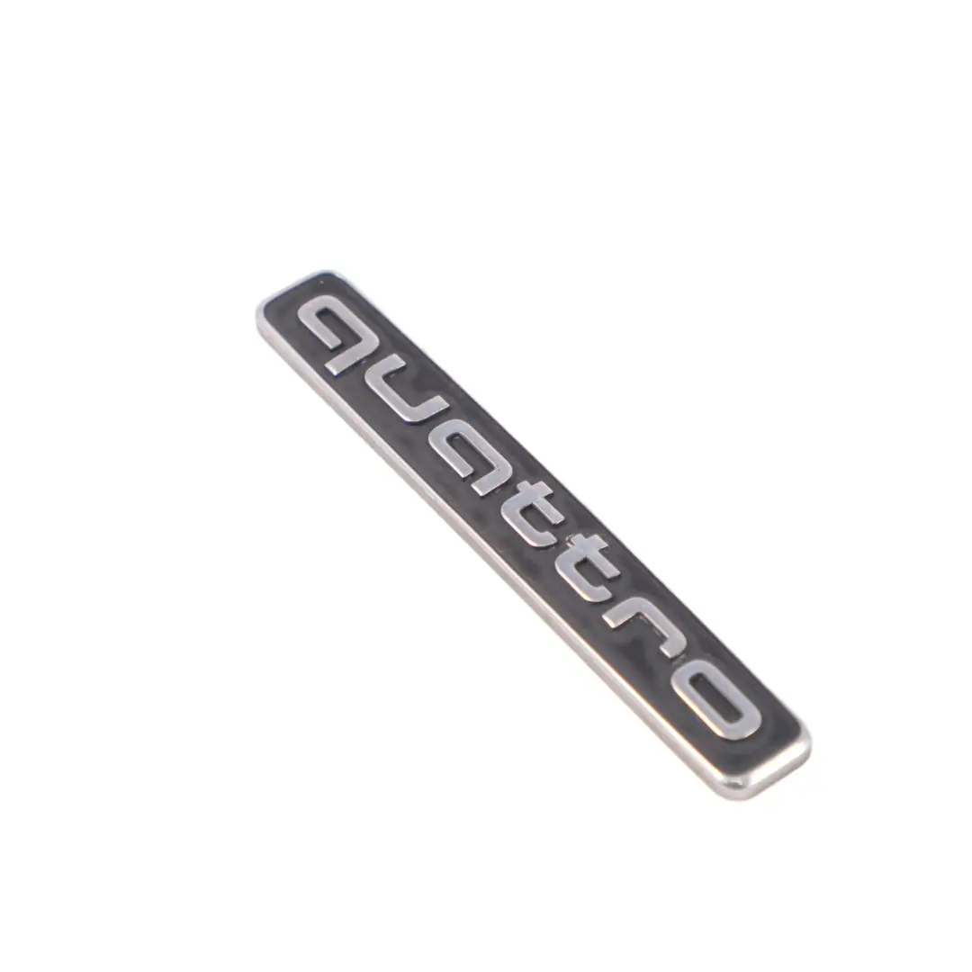 Audi Q3 8U Badge baule Emblema posteriore Lettering Quattro - SKU 4G0853737 - Numero di parte 4G0853737