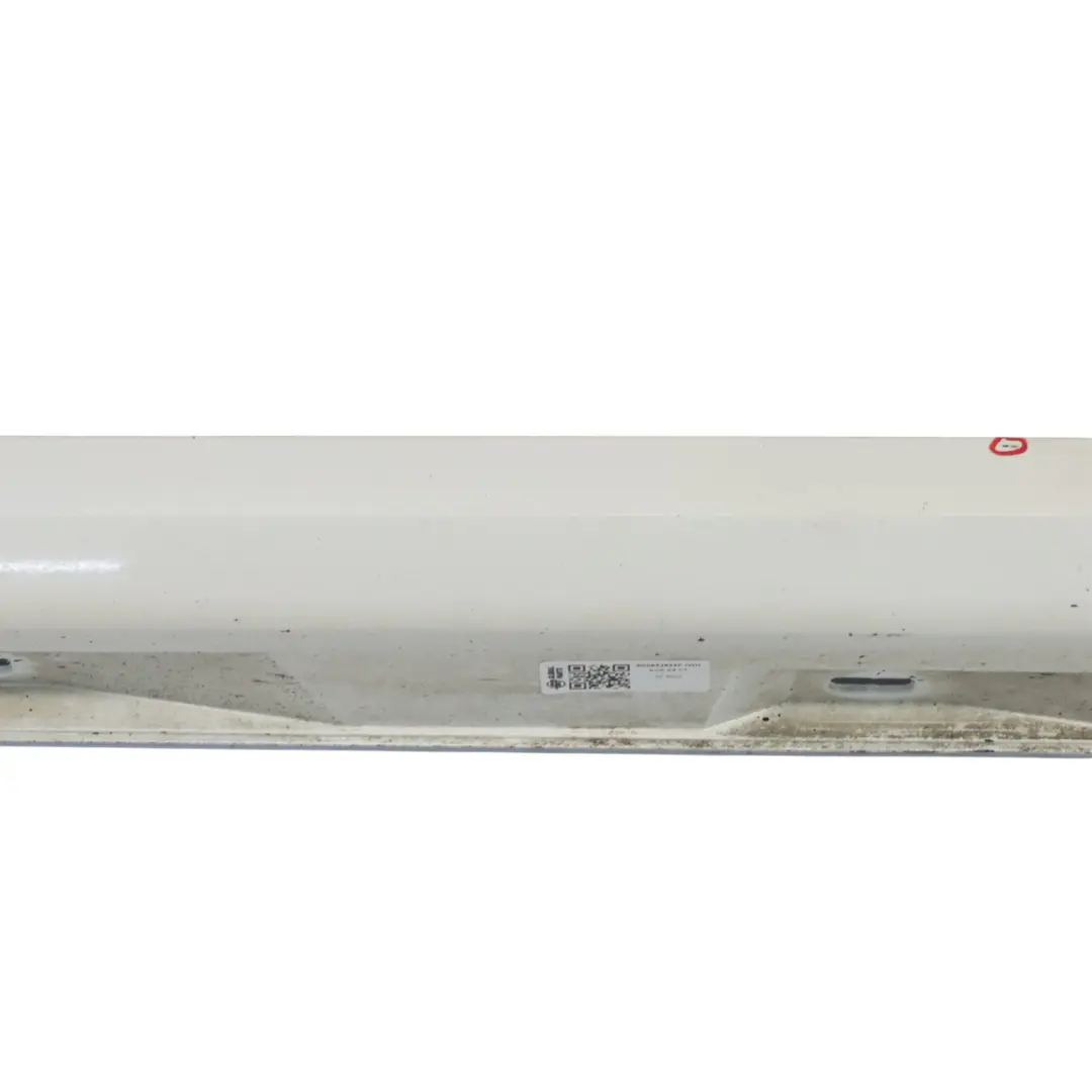 Latérale Panneau de recouvrement du seuil gauche Ibis White - Y9C pour Audi A6 4G à propos du numéro de pièce 4G0853855F Audi A6 4G Latérale Panneau de recouvrement du seuil gauche Ibis White - Y9C - SKU 4G0853855F-IWH - Numéro de pièce 4G0853855F