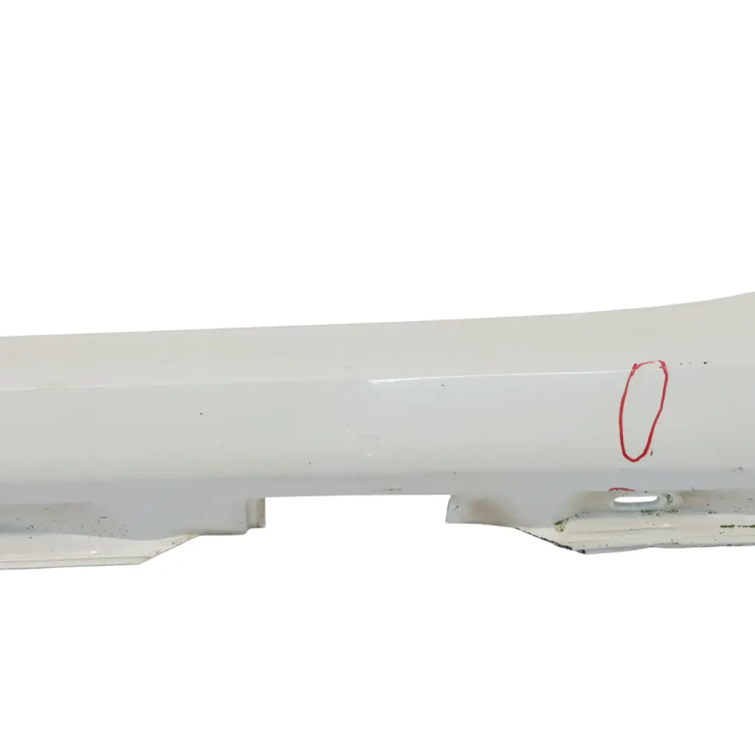 Faldón Lateral Izquierdo Panel Cubre umbral Ibis Blanco - Y9C para Audi A6 4G con número de pieza 4G0853855F Audi A6 4G Faldón Lateral Izquierdo Panel Cubre umbral Ibis Blanco - Y9C - SKU 4G0853855F-IWH - Número de pieza 4G0853855F