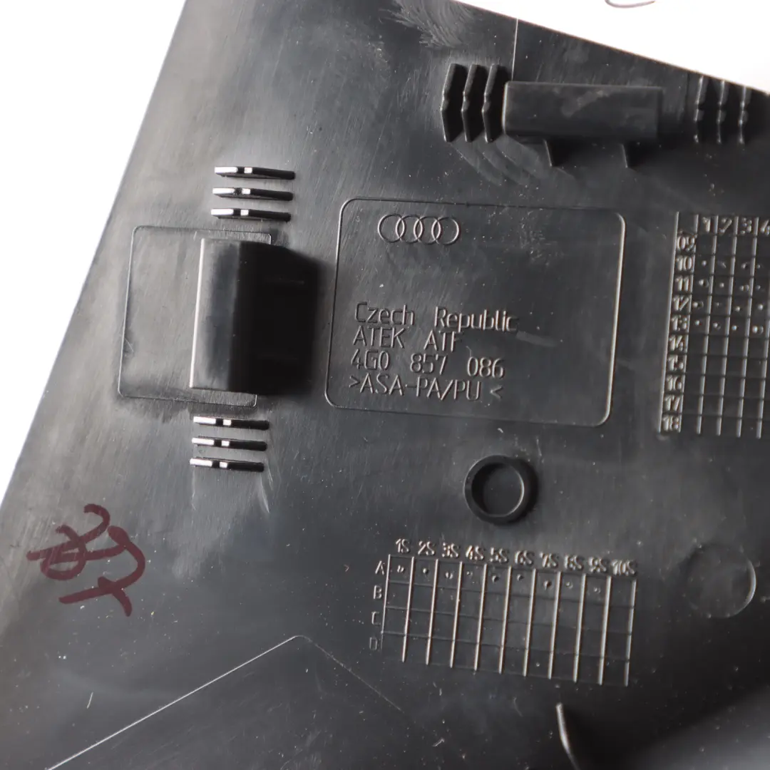 Garniture panneau recouvrement d'extrémité tableau bord pour Audi A6 C7 à propos du numéro de pièce 4G0857086 Audi A6 C7 Garniture panneau recouvrement d'extrémité tableau bord - SKU 4G0857086 - Numéro de pièce 4G0857086