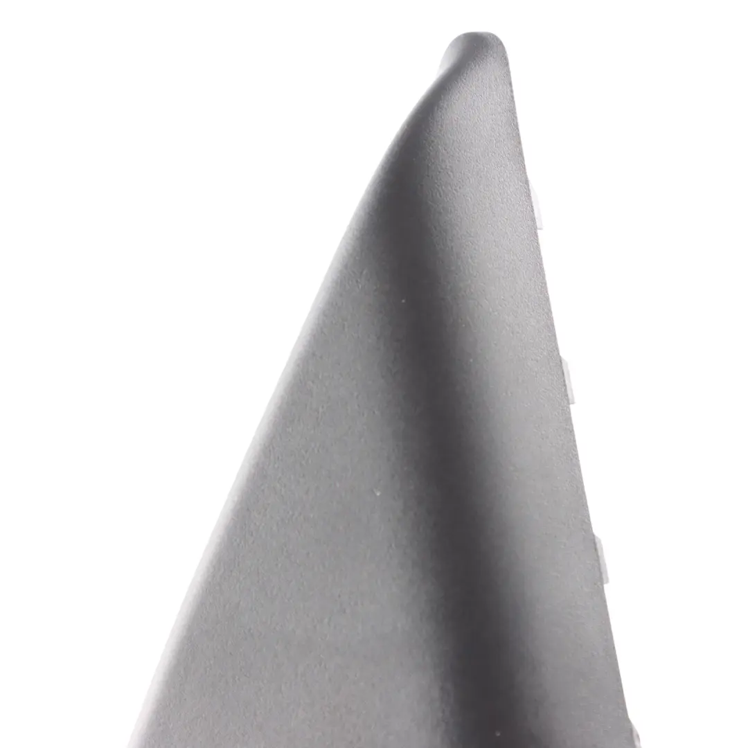 Cubierta embellecedora triangular interior lado derecho para Audi RS6 C7 con número de pieza 4G0857506 Audi RS6 C7 Cubierta embellecedora triangular interior lado derecho - SKU 4G0857506 - Número de pieza 4G0857506