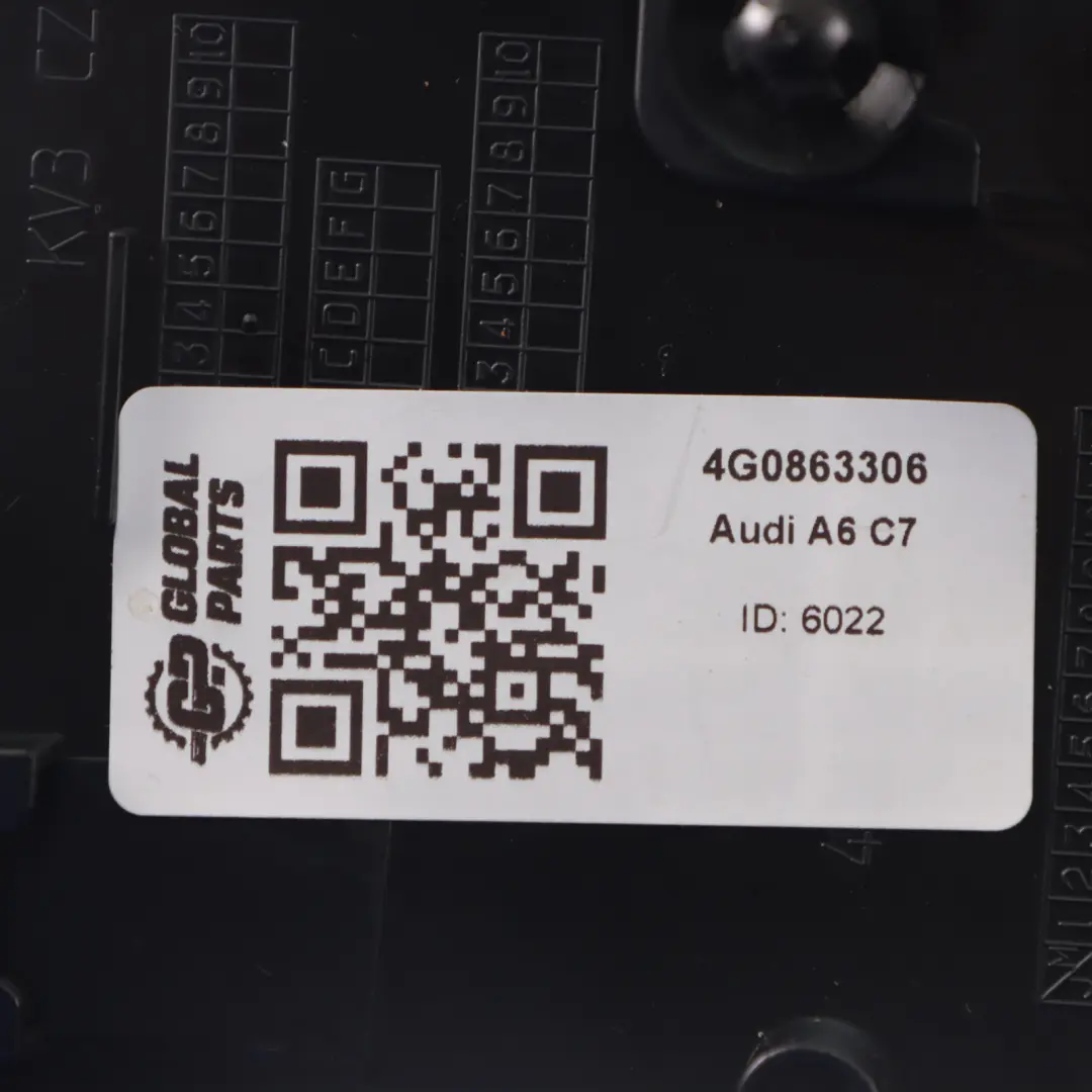 Console centrale Pannello di copertura anteriore destro per Audi A6 C7 con numero di parte 4G0863306 Audi A6 C7 Console centrale Pannello di copertura anteriore destro - SKU 4G0863306 - Numero di parte 4G0863306