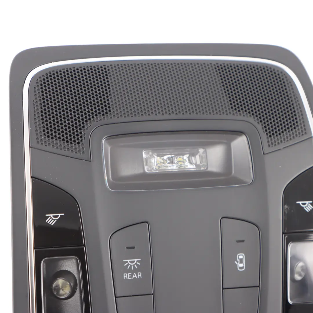 Audi RS6 C7 Doublure de toit Lampe de courtoisie Lampe d'intérieur - SKU 4G0947135B - Numéro de pièce 4G0947135B