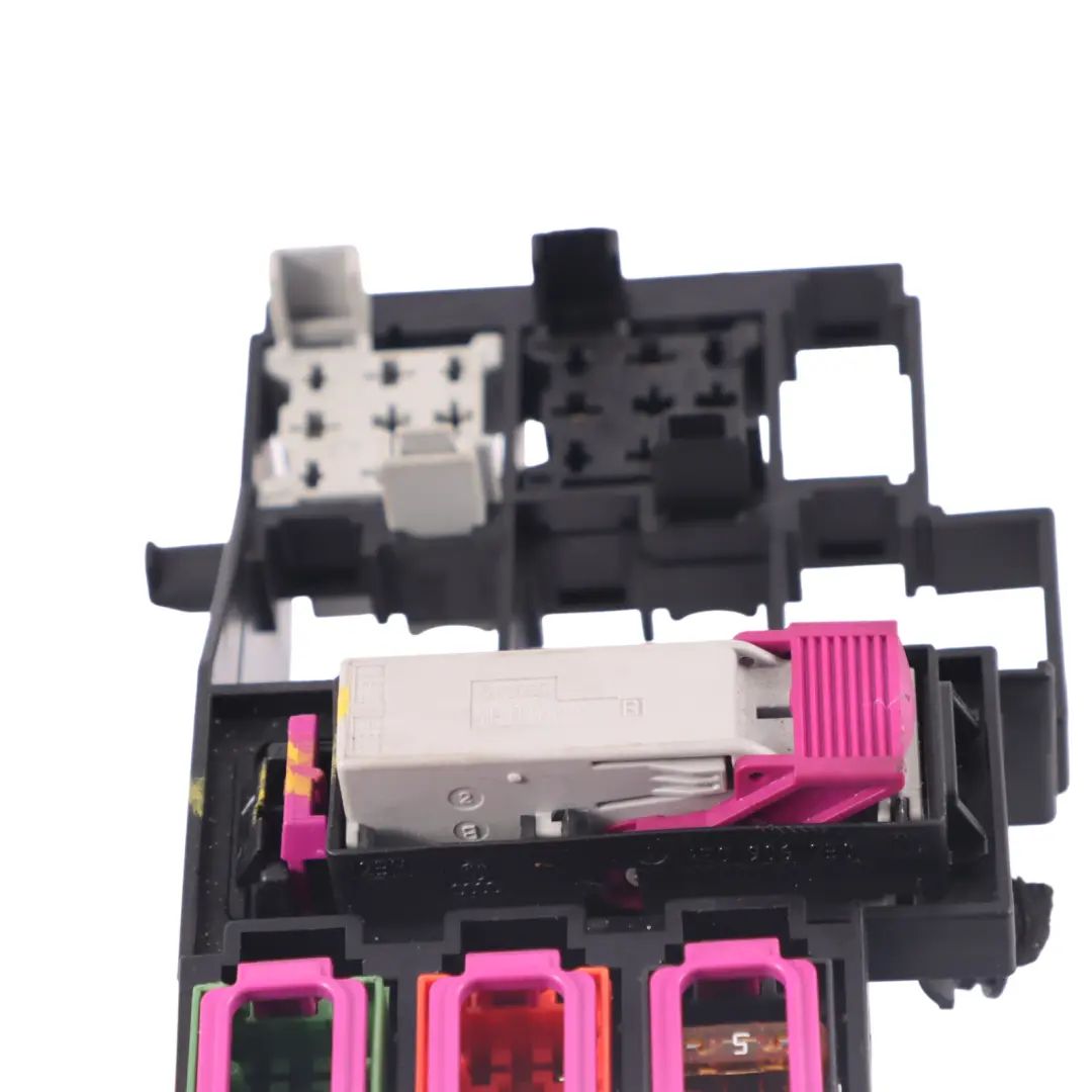 Boîte de relais de fusibles Module de contrôle Sam pour Audi A6 C7 à propos du numéro de pièce 4G0971845A Audi A6 C7 Boîte de relais de fusibles Module de contrôle Sam - SKU 4G0971845A - Numéro de pièce 4G0971845A