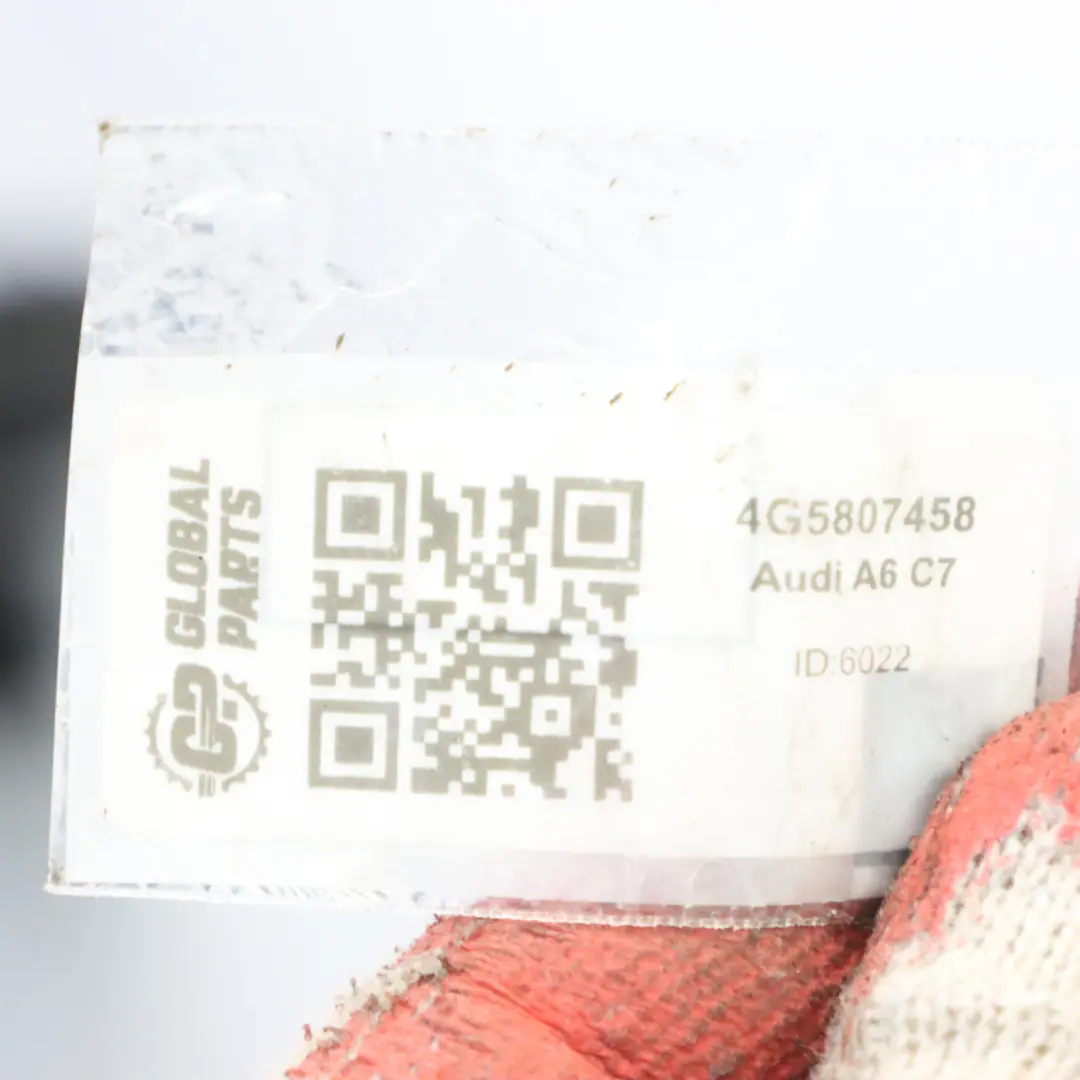 Centre Bumper Mount Support Bracket Rear to Audi A6 C7 with Part number 4G5807458 Audi A6 C7 Centre Bumper Mount Support Bracket Rear - SKU 4G5807458 - Part number 4G5807458