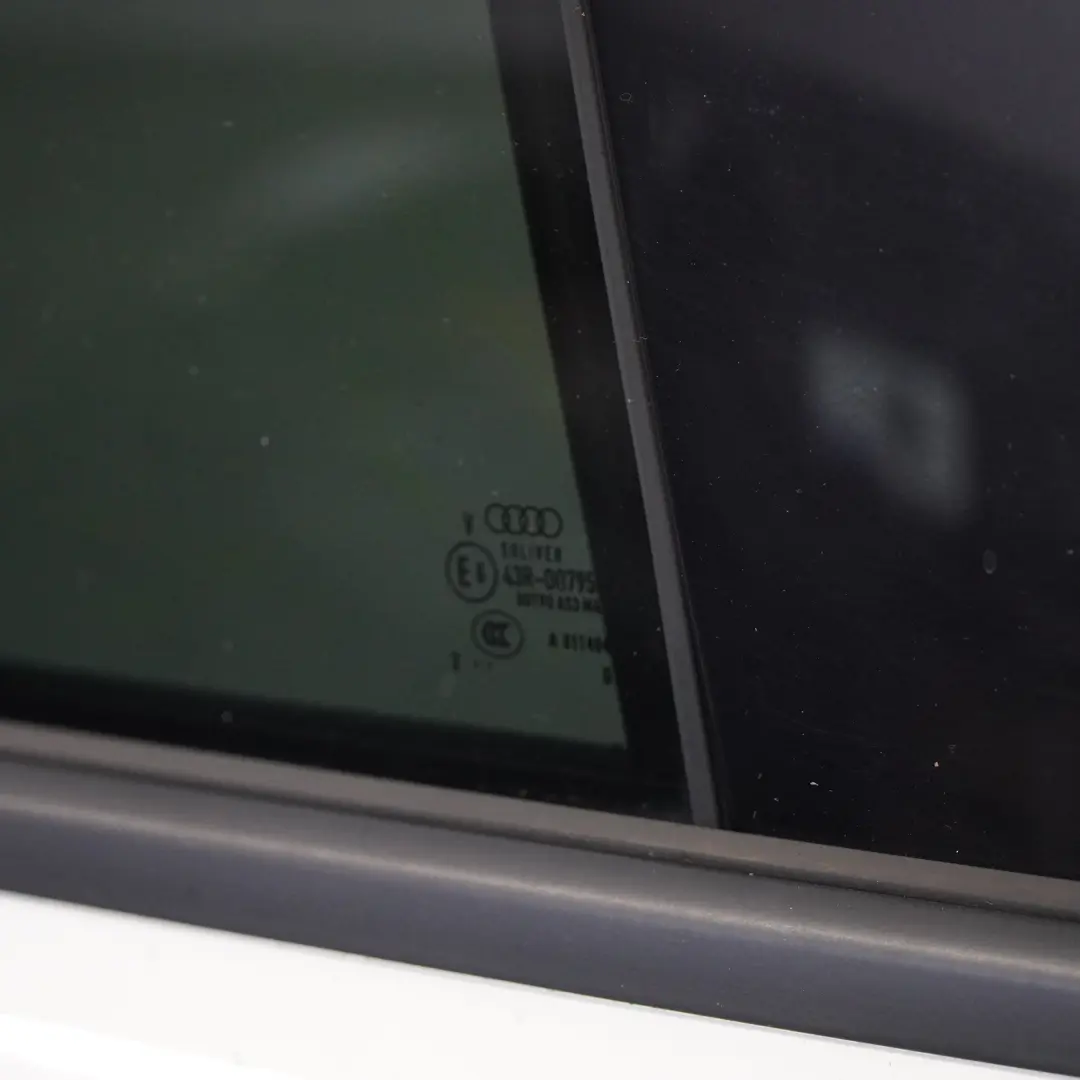 Tür hinten rechts Ibis White Weiß - Y9C für Audi A6 4G mit Teilenummer 4G5833052 Audi A6 4G Tür hinten rechts Ibis White Weiß - Y9C - SKU 4G5833052-IWH - Teilenummer 4G5833052