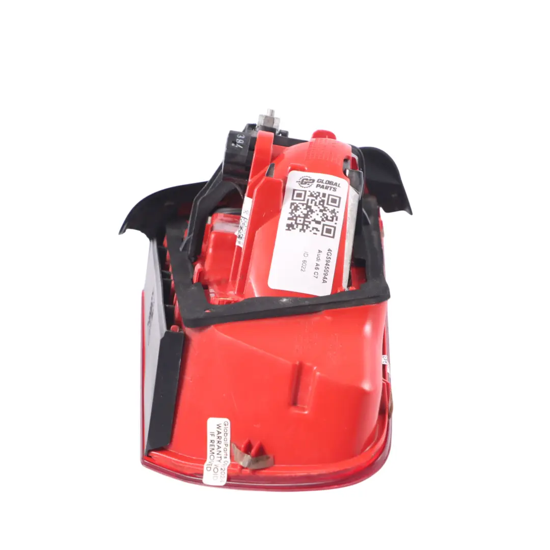 Światło Lampa Klapa Bagażnika Prawy Tył do Audi A6 C7 o numerze 4G5945094A Audi A6 C7 Światło Lampa Klapa Bagażnika Prawy Tył - SKU 4G5945094A - Numer Części 4G5945094A