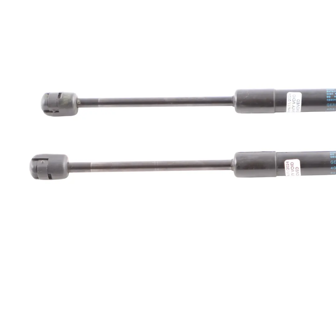 Supporto Montante A Gas Del Cofano Sinistro Destro Kit per Audi RS6 C7 con numero di parte 4G8823359A Audi RS6 C7 Supporto Montante A Gas Del Cofano Sinistro Destro Kit - SKU 4G8823359A - Numero di parte 4G8823359A