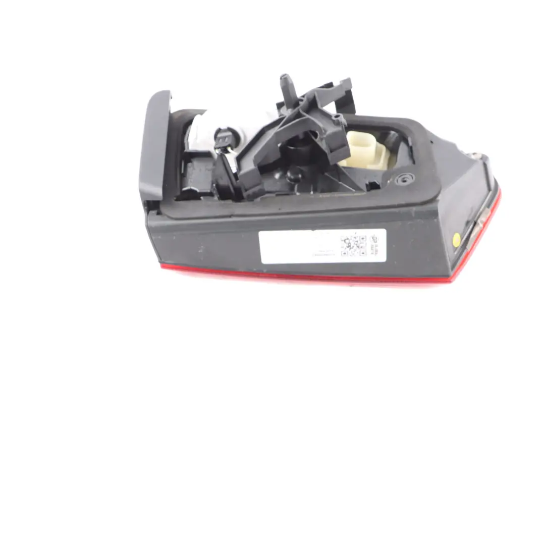 Bootlid Inner Light Lamp Right O/S to Audi A6 C7 Rear Tailgate Hatch with Part number 4G9945094D Audi A6 C7 Rear Tailgate Hatch Bootlid Inner Light Lamp Right O/S - SKU 4G9945094D - Part number 4G9945094D