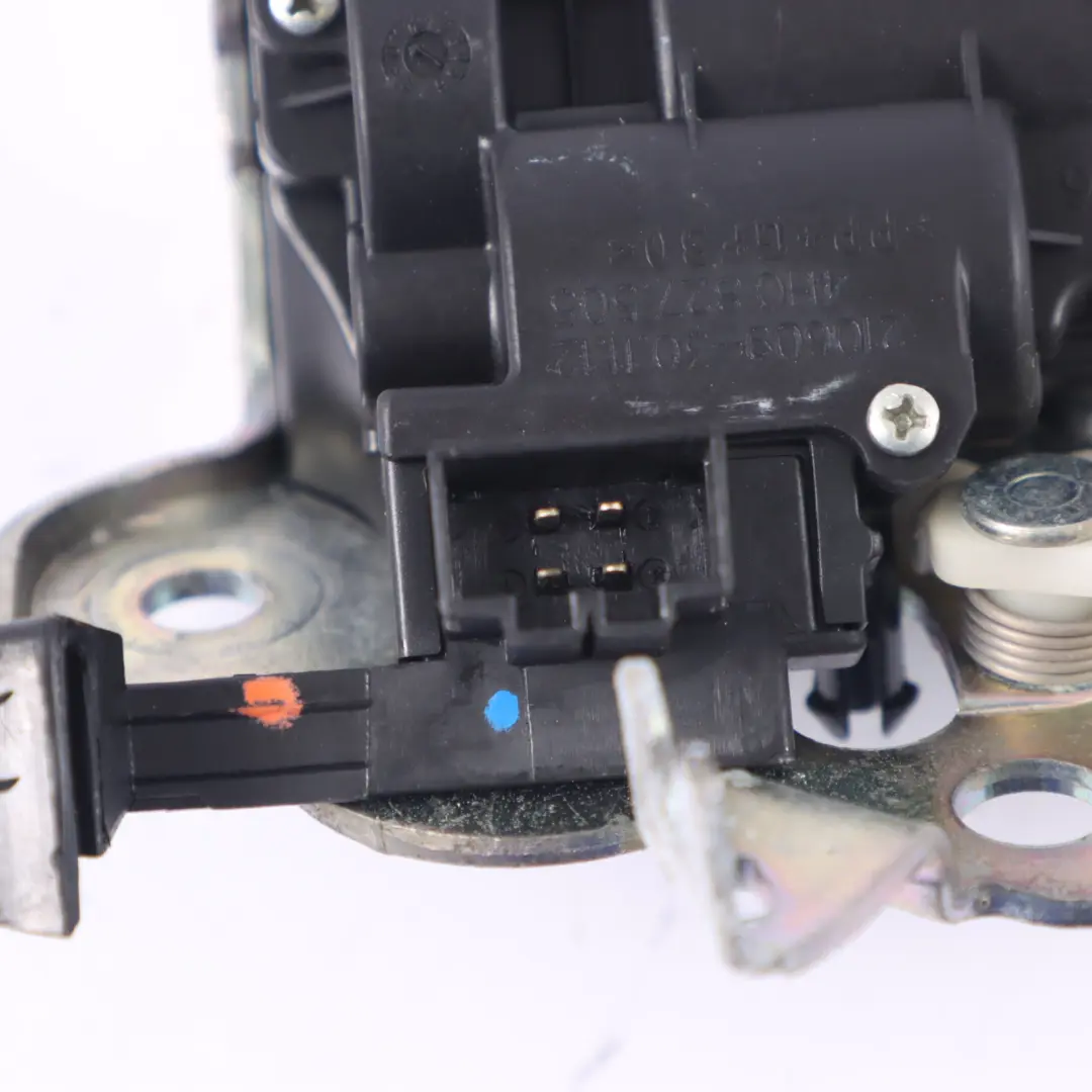 Portellone posteriore attuatore del blocco avvio per Audi A6 C7 con numero di parte 4H0827505 Audi A6 C7 Portellone posteriore attuatore del blocco avvio - SKU 4H0827505 - Numero di parte 4H0827505