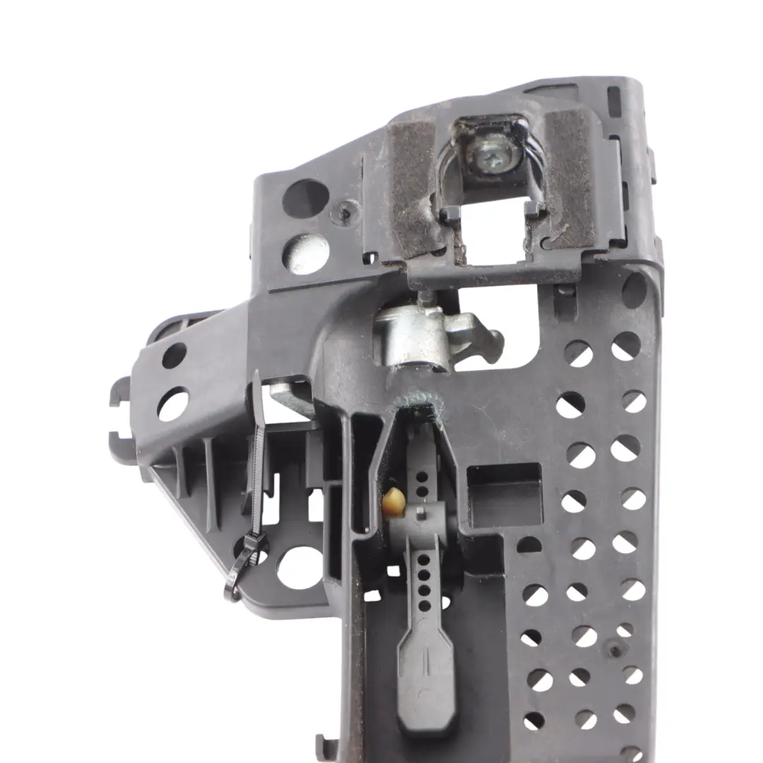 Door Handle Exterior Right O/S Mount Bracket Plate to Audi A6 C7 Rear with Part number 4H0837886 Audi A6 C7 Rear Door Handle Exterior Right O/S Mount Bracket Plate - SKU 4H0837886 - Part number 4H0837886