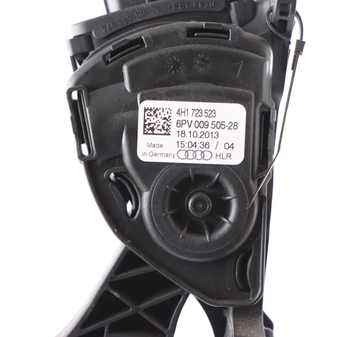 Benzin Gaspedal Potentiometer Automatik für Audi A6 C7 mit Teilenummer 4H1723523 Audi A6 C7 Benzin Gaspedal Potentiometer Automatik - SKU 4H1723523 - Teilenummer 4H1723523