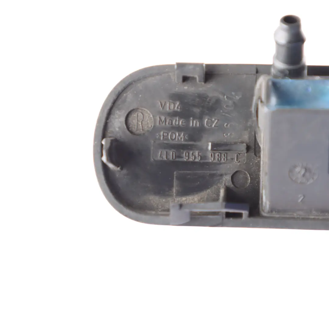 Boquilla de manguera de lavado de parabrisas para Audi Q7 4L con número de pieza 4L0955987C Audi Q7 4L Boquilla de manguera de lavado de parabrisas - SKU 4L0955987C - Número de pieza 4L0955987C