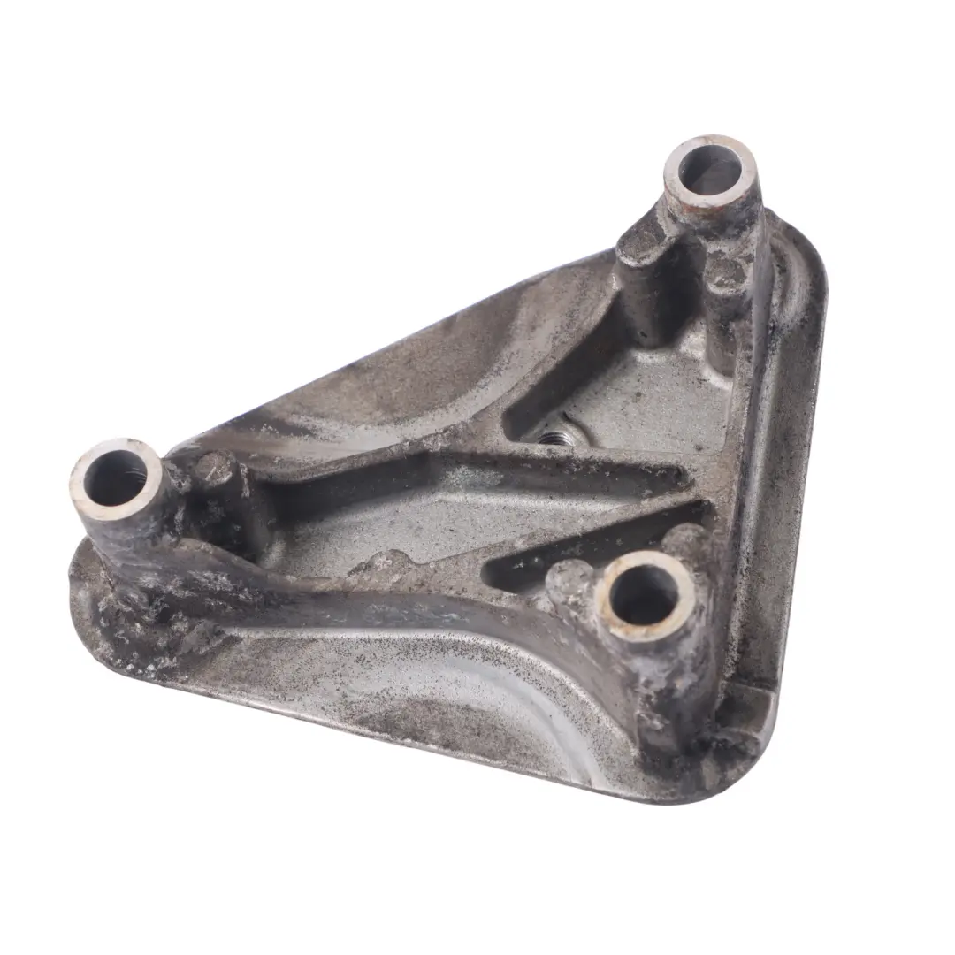 Jaguar XF X250 3.0 AJV6D TDV6 Auxiliary Belt Pulley Bracket Mount - SKU 4R8Q-8680-CB - Part number 4R8Q-8680-CB