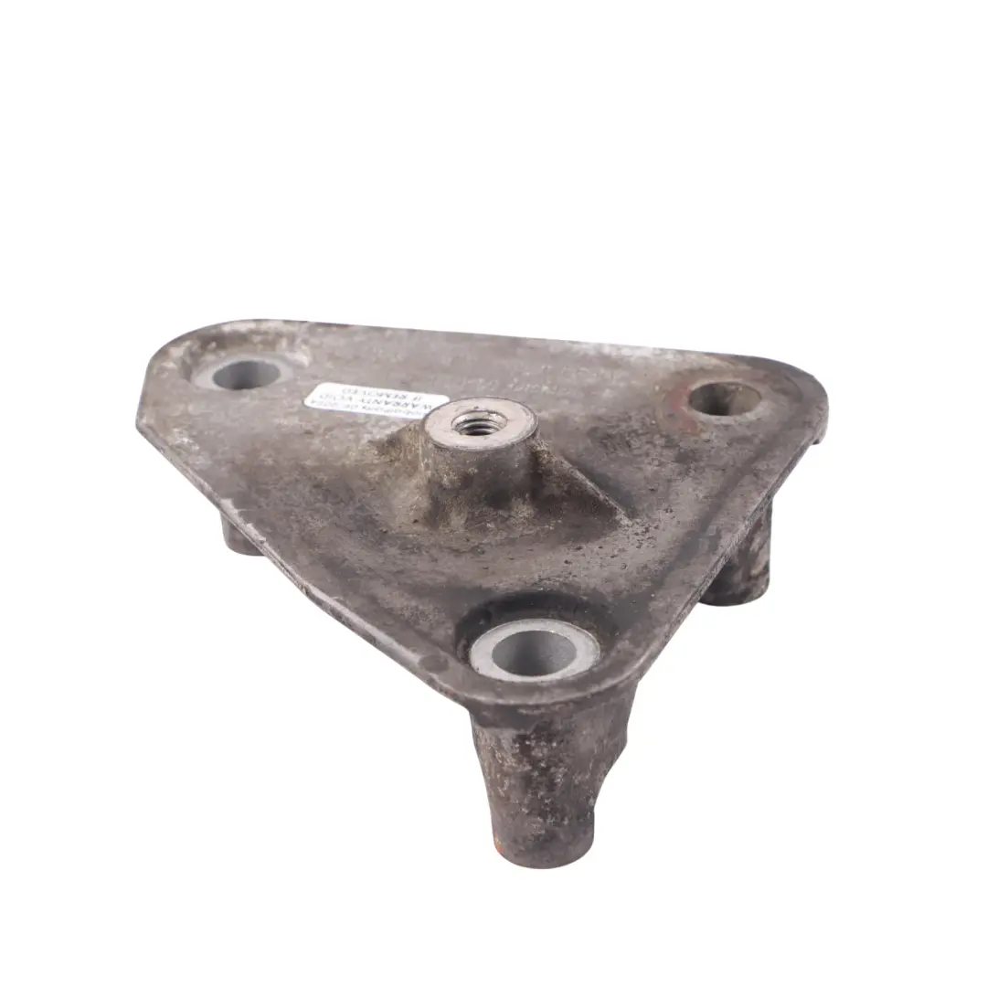 Jaguar XF X250 3.0 AJV6D TDV6 Auxiliary Belt Pulley Bracket Mount - SKU 4R8Q-8680-CB - Part number 4R8Q-8680-CB