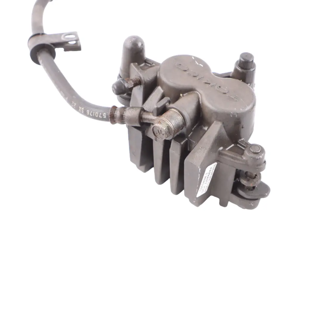 Front Wheel Brake Caliper Unit Set 59100-33D80-000 to Suzuki SV 650S with Part number 5910033D80000 Suzuki SV 650S Front Wheel Brake Caliper Unit Set 59100-33D80-000 - SKU 5910033D80000 - Part number 5910033D80000