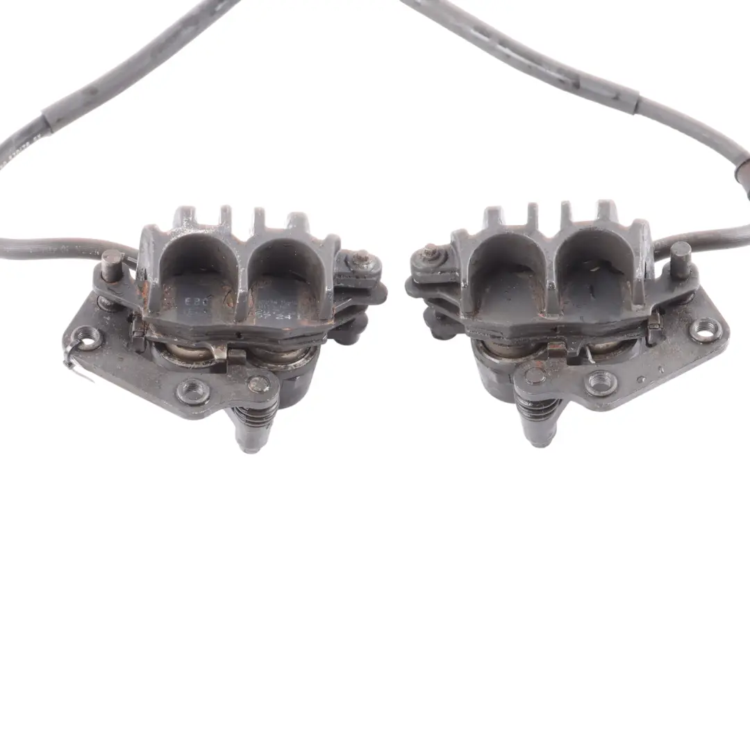 Front Wheel Brake Caliper Unit Set 59100-33D80-000 to Suzuki SV 650S with Part number 5910033D80000 Suzuki SV 650S Front Wheel Brake Caliper Unit Set 59100-33D80-000 - SKU 5910033D80000 - Part number 5910033D80000