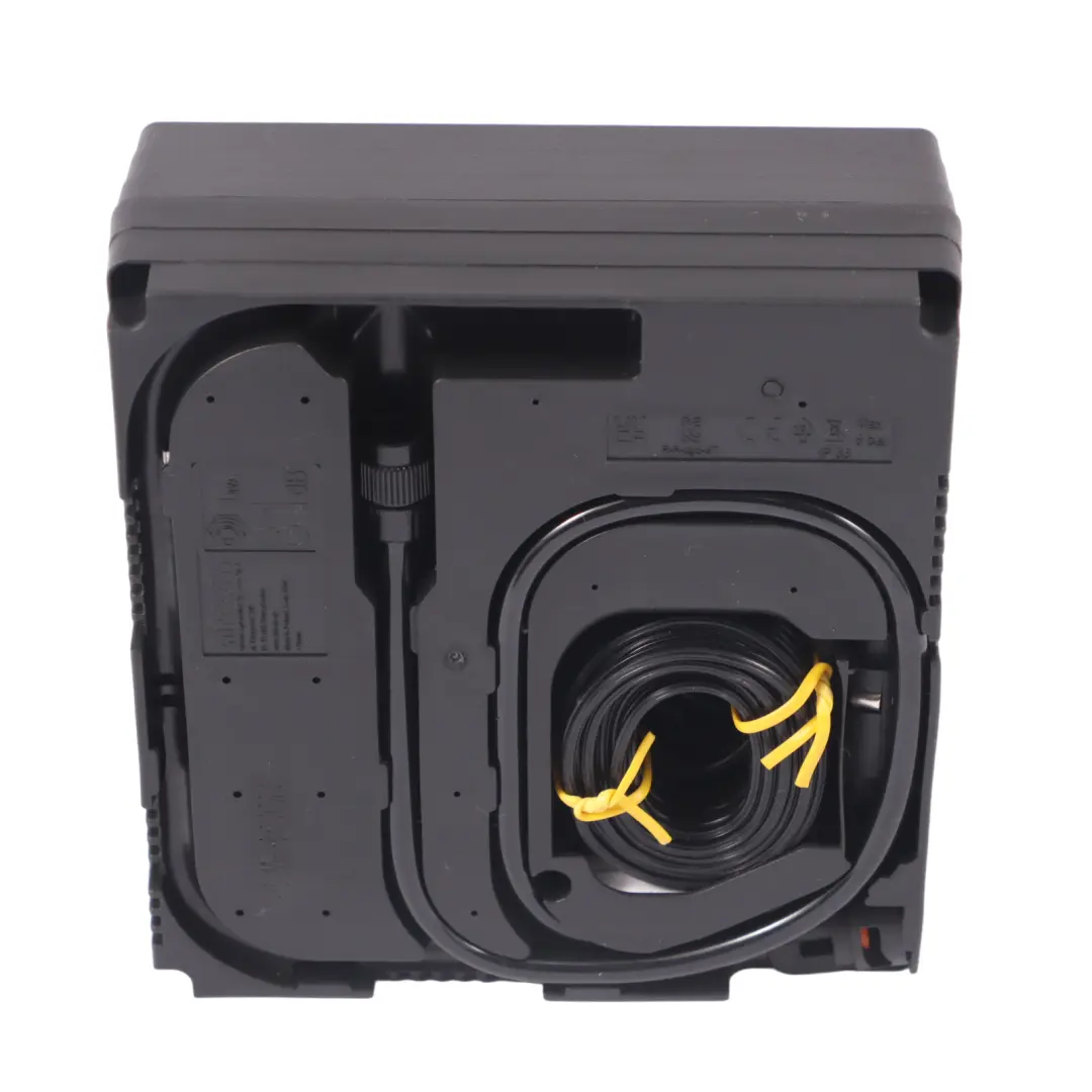 Audi Q2 GA Compresor Neumáticos Bolsa Set Reparación Destornillador - SKU 5G0601705A - Número de pieza 5G0601705A