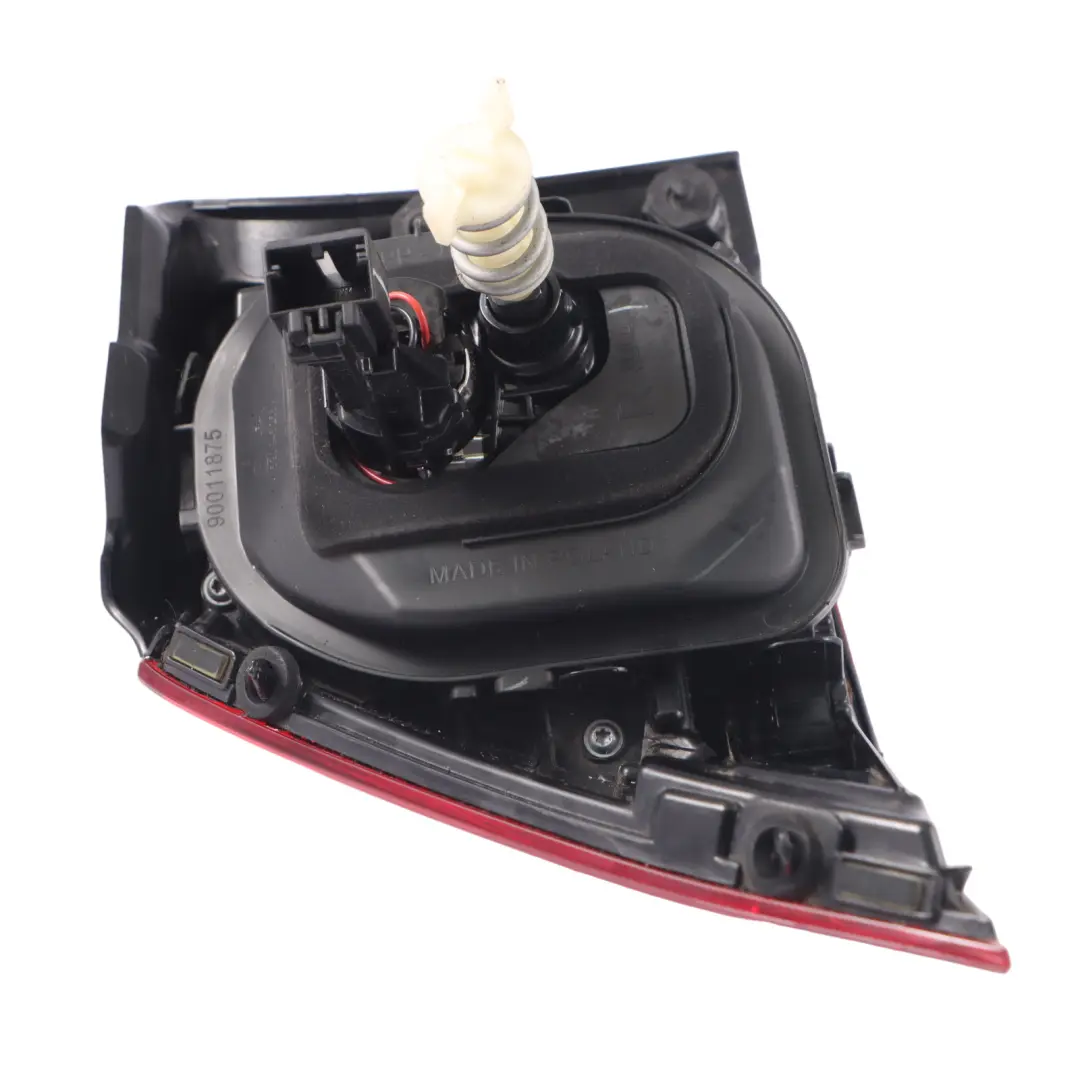 Rücklicht Lampe Außen Rechts für VW Volkswagen Golf 7 mit Teilenummer 5G0945096M VW Volkswagen Golf 7 Rücklicht Lampe Außen Rechts - SKU 5G0945096M - Teilenummer 5G0945096M