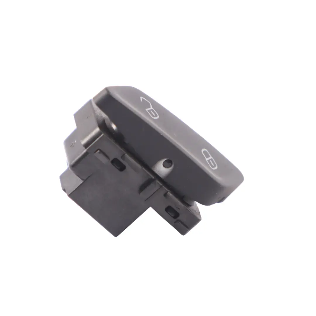 VW Golf 7 Sistema bloccaggio anteriore interruttore lato guida - SKU 5G0962126A - Numero di parte 5G0962126A