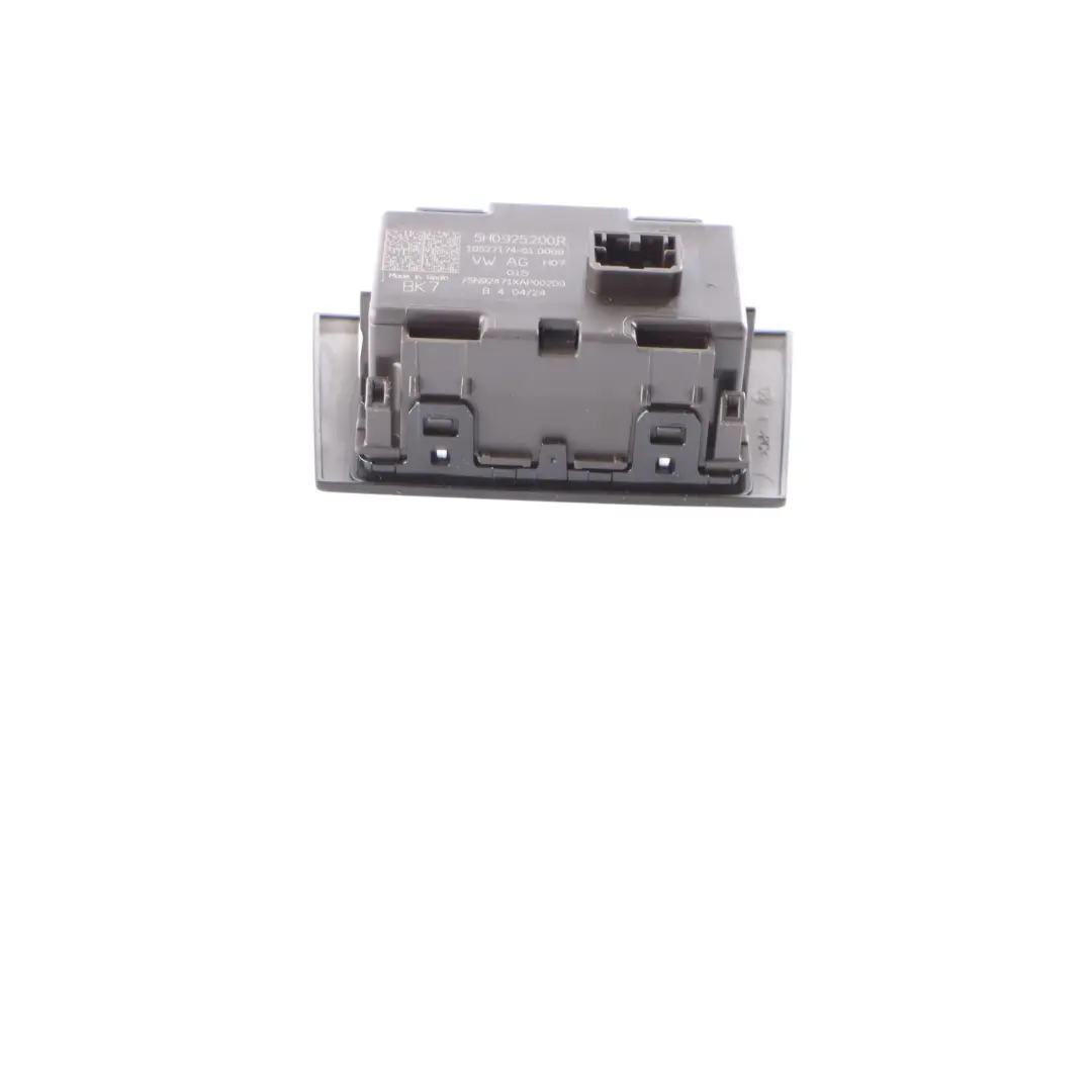 VW Golf 8 Hazard Warning Multifunction Switch Panel Control Unit - SKU 5H0925200R - Part number 5H0925200R