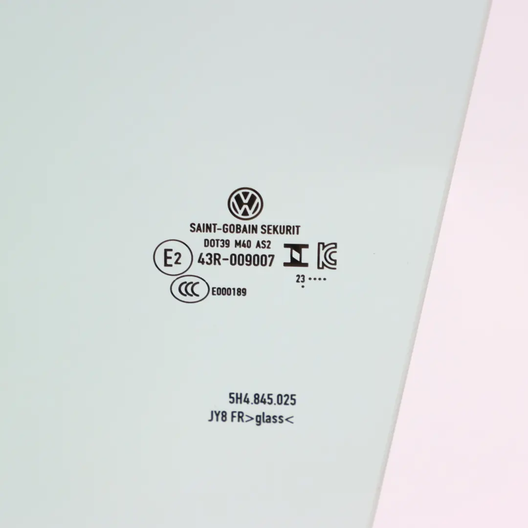 Door Window Glass Left N/S AS2 to VW Volkswagen Golf 8 Rear with Part number 5H4845025 VW Volkswagen Golf 8 Rear Door Window Glass Left N/S AS2 - SKU 5H4845025 - Part number 5H4845025