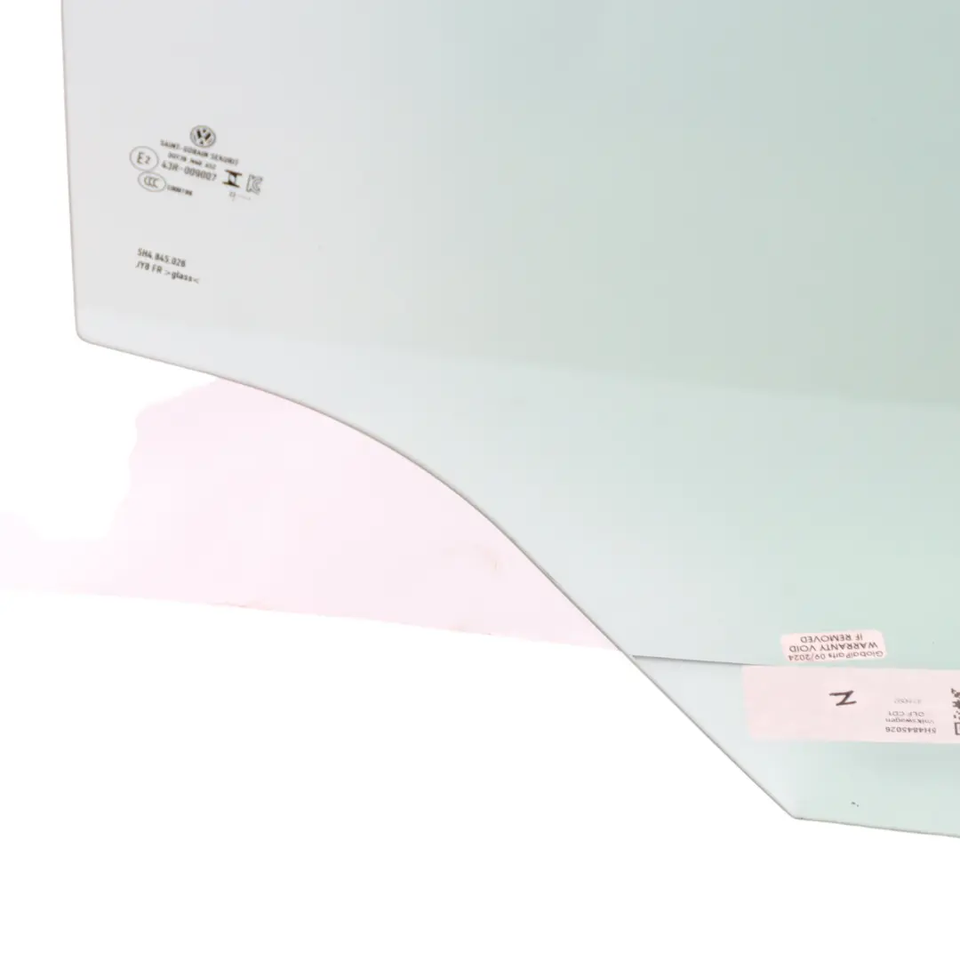 Door Window Glass Right O/S AS2 A to VW Volkswagen Golf 8 Rear with Part number 5H4845026 VW Volkswagen Golf 8 Rear Door Window Glass Right O/S AS2 A - SKU 5H4845026 - Part number 5H4845026
