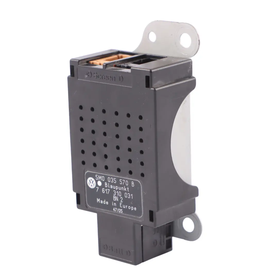 Wzmacniacz Antenowy Moduł Przeciwzakłóceniowy do VW Golf V 5 o numerze 5M0035570B VW Golf V 5 Wzmacniacz Antenowy Moduł Przeciwzakłóceniowy - SKU 5M0035570B - Numer Części 5M0035570B
