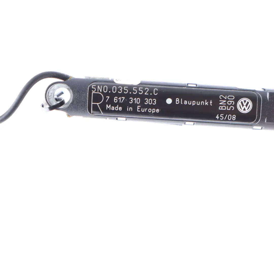 Aerial Antenna Amplifier to Volkswagen Tiguan 5N with Part number 5N0035552C Volkswagen Tiguan 5N Aerial Antenna Amplifier - SKU 5N0035552C - Part number 5N0035552C