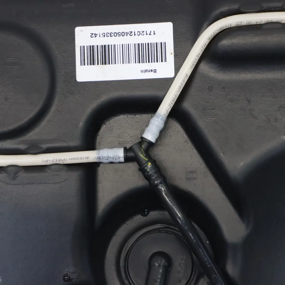 Audi Q2 GA 1.5 Petrol Fuel Tank Reservoir Complete - SKU 5Q0201060JD - Part number 5Q0201060JD