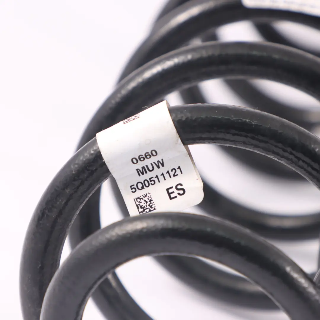 Juego suspensión helicoidal trasero izquierdo derecho para Audi Q2 GA con número de pieza 5Q0511121ES Audi Q2 GA Juego suspensión helicoidal trasero izquierdo derecho - SKU 5Q0511121ES - Número de pieza 5Q0511121ES