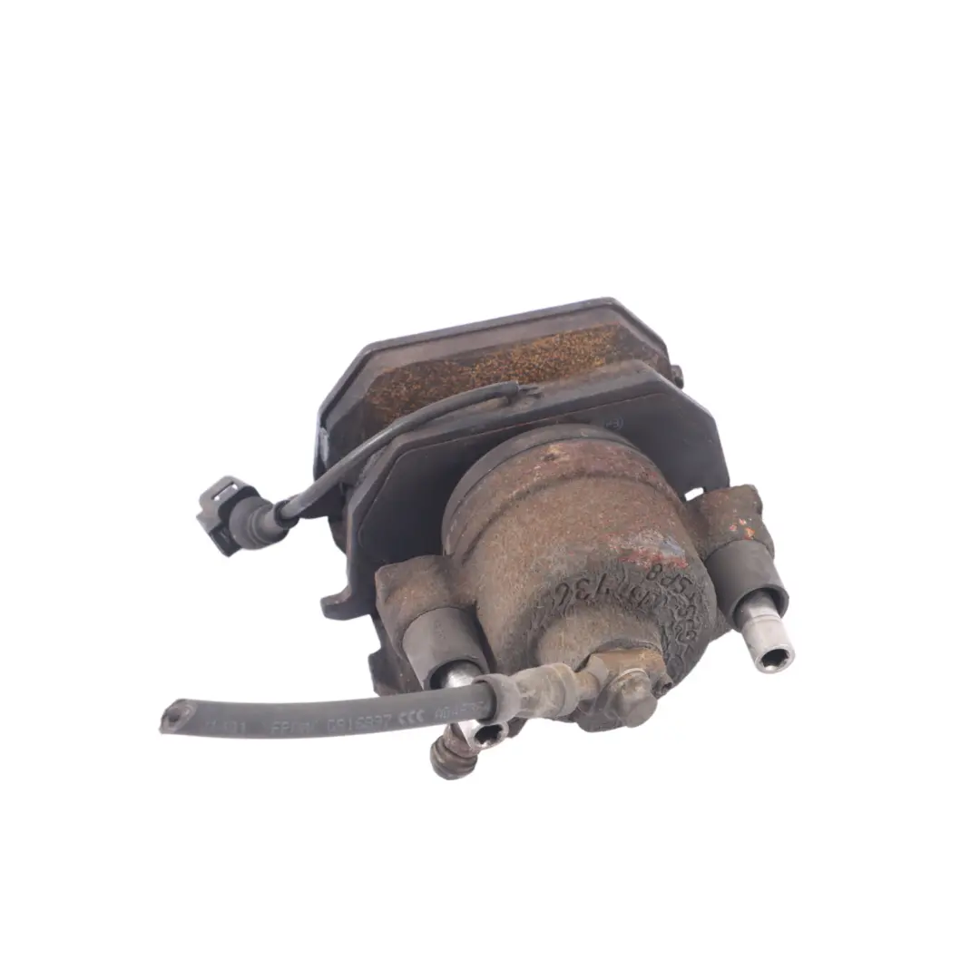 Pinza de freno delantera derecha para VW Volkswagen Golf 7 con número de pieza 5Q0615124 VW Volkswagen Golf 7 Pinza de freno delantera derecha - SKU 5Q0615124 - Número de pieza 5Q0615124