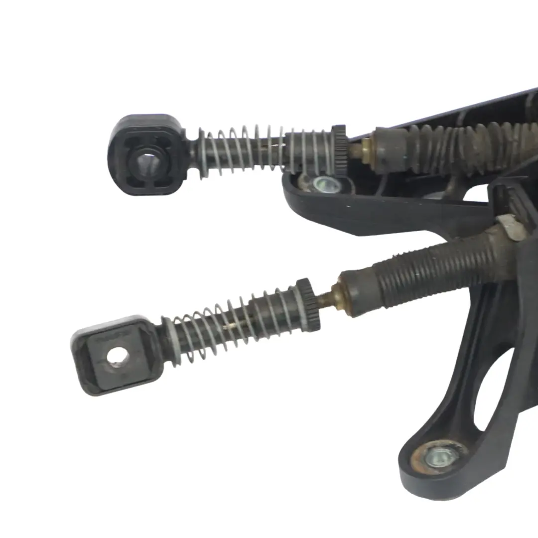 Selector Stick Linkage Shifter 5 Speed Manual to VW Golf 7 Gear with Part number 5Q0711049 VW Golf 7 Gear Selector Stick Linkage Shifter 5 Speed Manual - SKU 5Q0711049 - Part number 5Q0711049