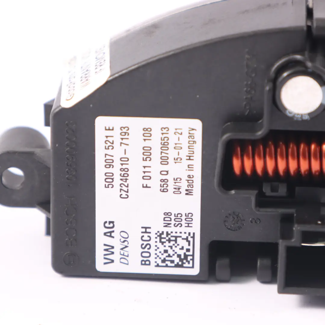 Chauffage Ventilateur Moteur Résistance pour VW Volkswagen Golf 7 1.6 TDI à propos du numéro de pièce 5Q0907521E VW Volkswagen Golf 7 1.6 TDI Chauffage Ventilateur Moteur Résistance - SKU 5Q0907521E - Numéro de pièce 5Q0907521E