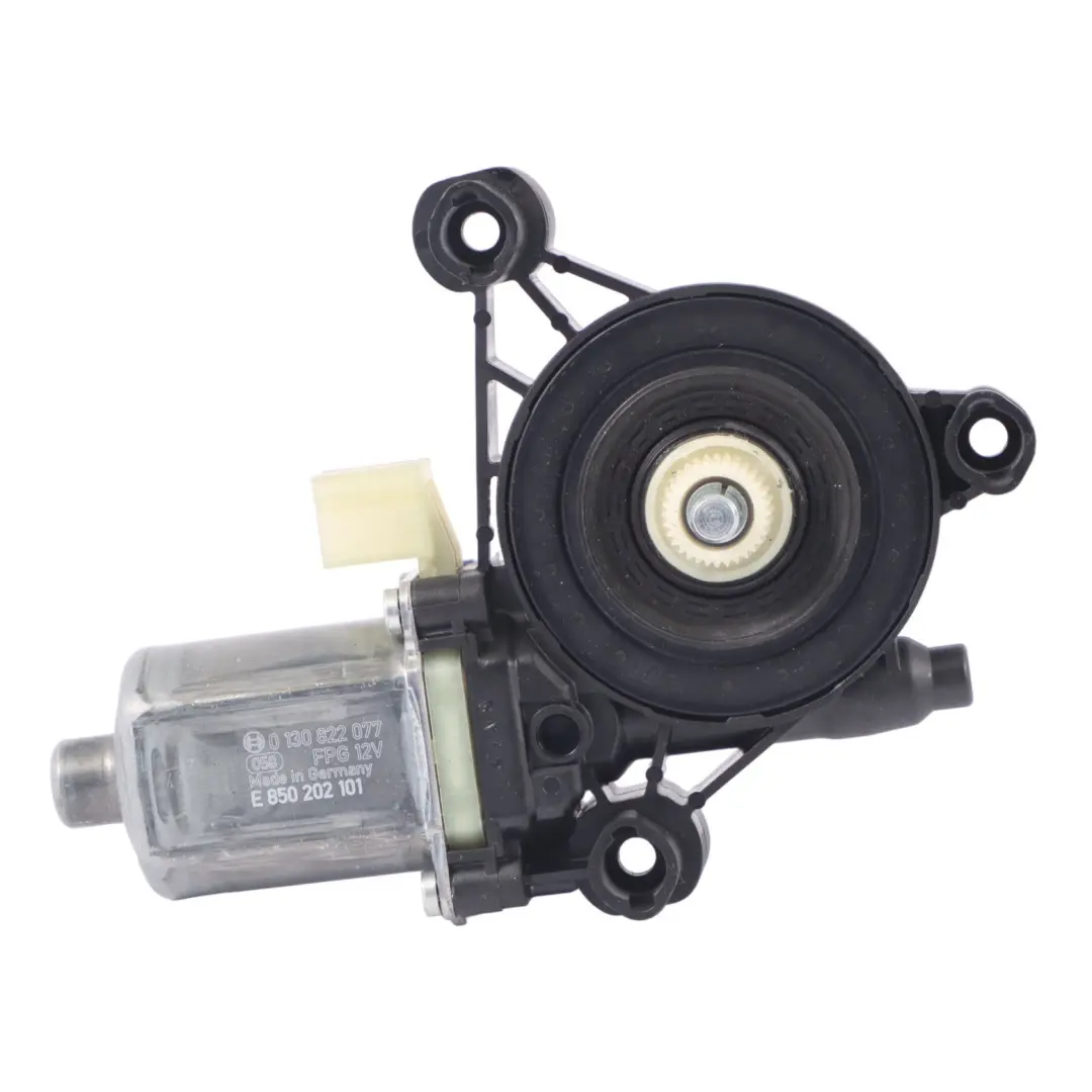 Motore Alzacristalli Anteriore Sinistro per Audi Q2 GA con numero di parte 5Q0959801C Audi Q2 GA Motore Alzacristalli Anteriore Sinistro - SKU 5Q0959801C - Numero di parte 5Q0959801C