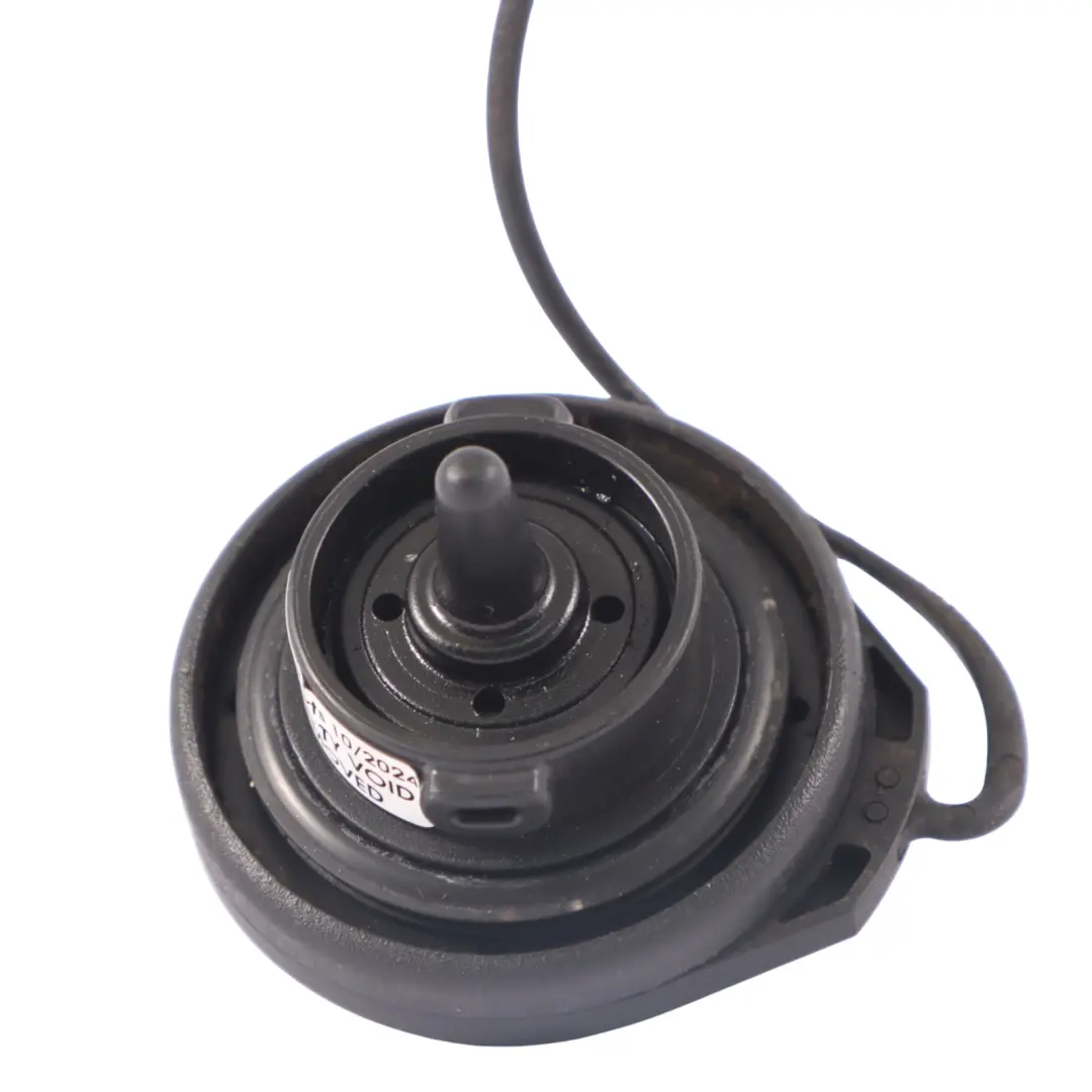 Tank Deckel Schraube Volkswagen Passat B6 Audi Q2 GA Tank Deckel 3C0201553K - SKU 5WA201550AM - Teilenummer 5WA201550AM